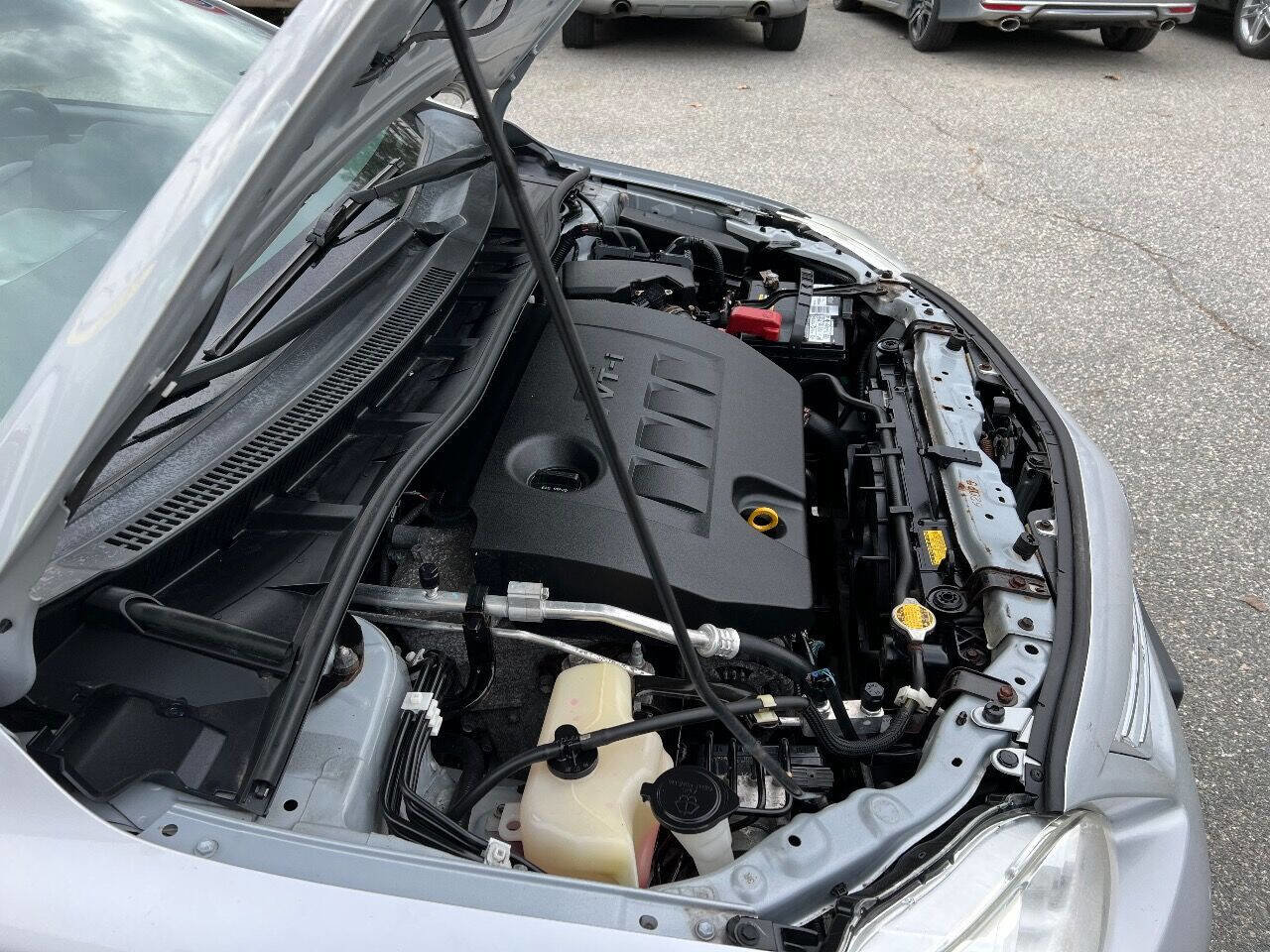 Used 2013 Toyota Corolla LE w/ Premium Pkg image 32