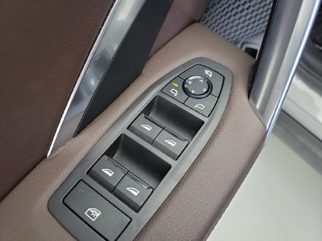 Used 2023 BMW X1 xDrive28i w/ Premium Package AWD/4WD image 22