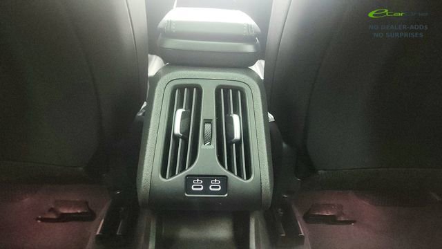 Used 2025 BMW X2 xDrive28i w/ Technology Package image 39