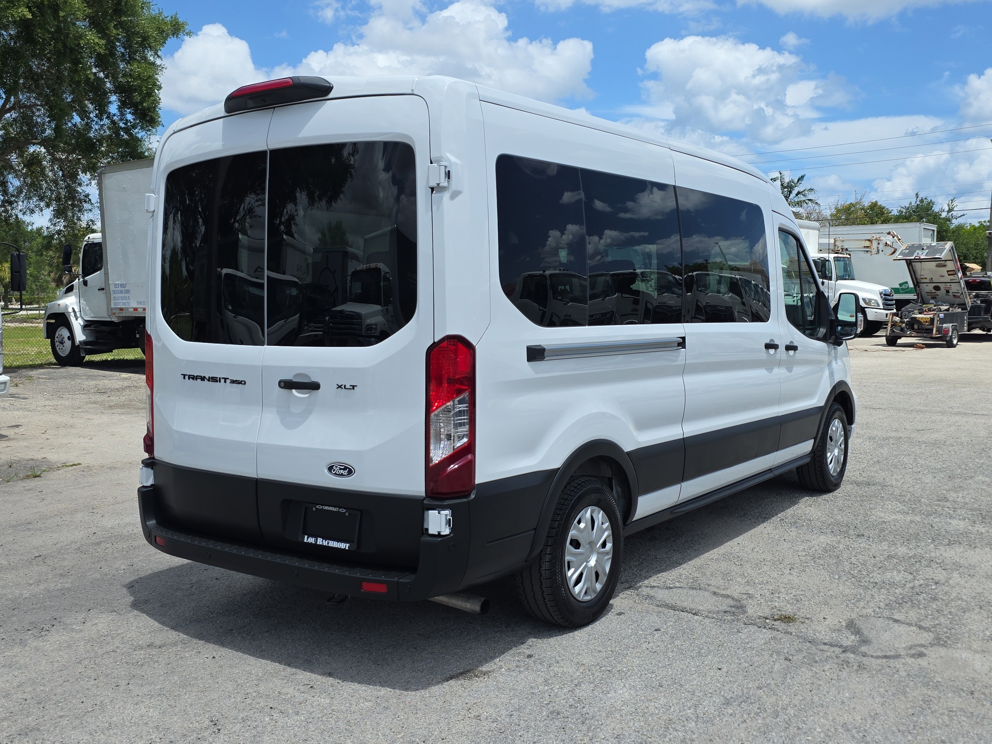 Used 2026 Ford Transit 350 XLT RWD image 7