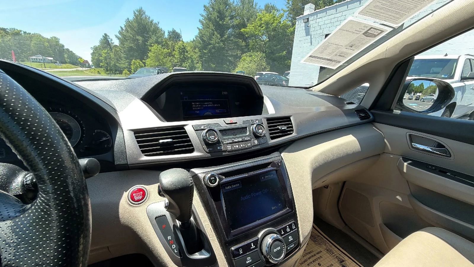 Used 2015 Honda Odyssey Touring Elite image 19