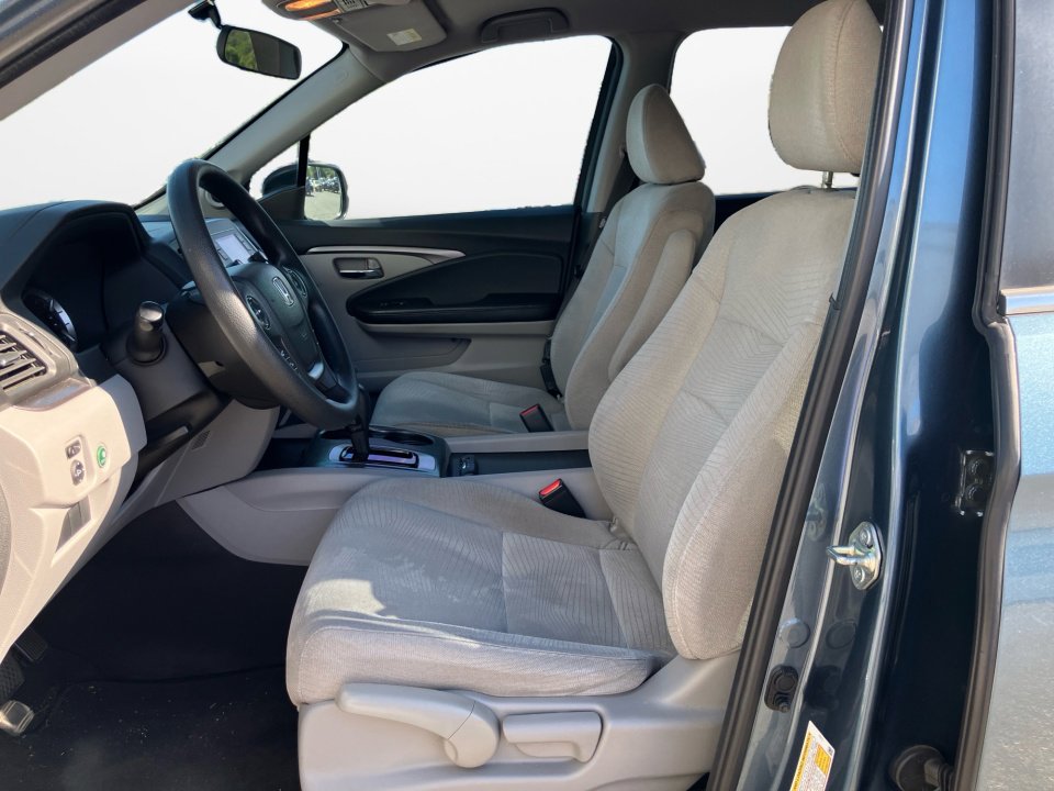 Used 2018 Honda Pilot LX image 11