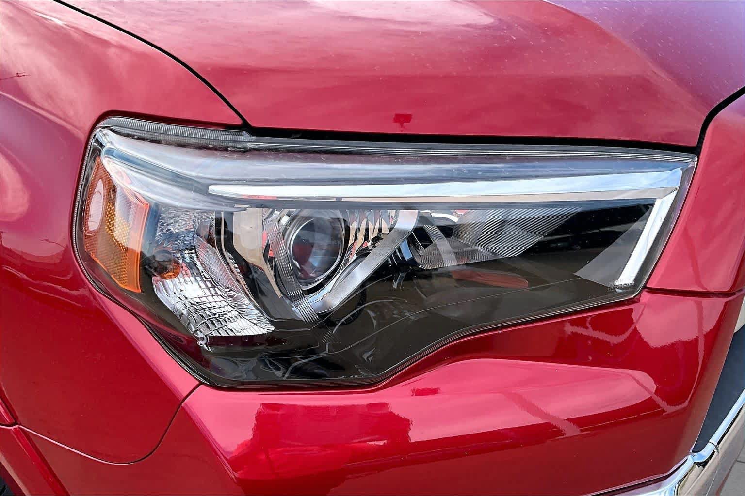 Used 2015 Toyota 4Runner Limited AWD/4WD image 27