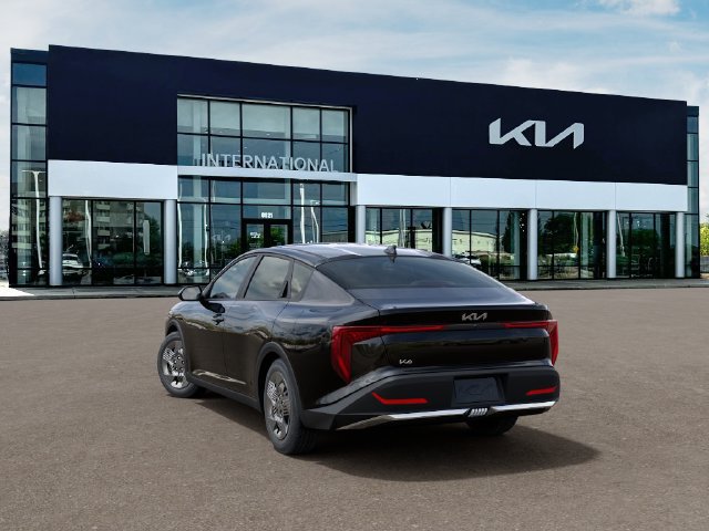New 2026 Kia K4 FWD image 4