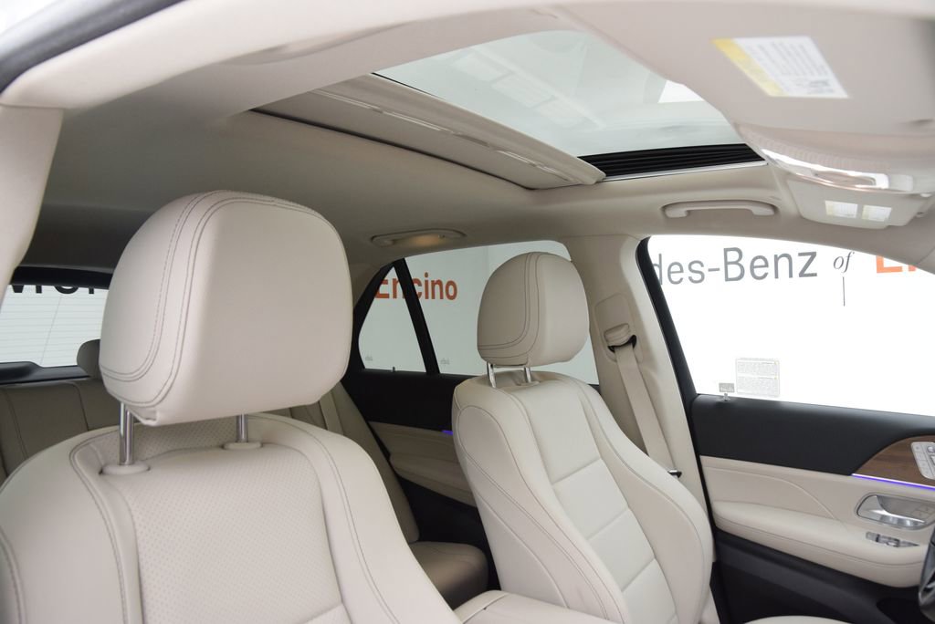 Used 2025 Mercedes-Benz GLE 450e 4MATIC image 18