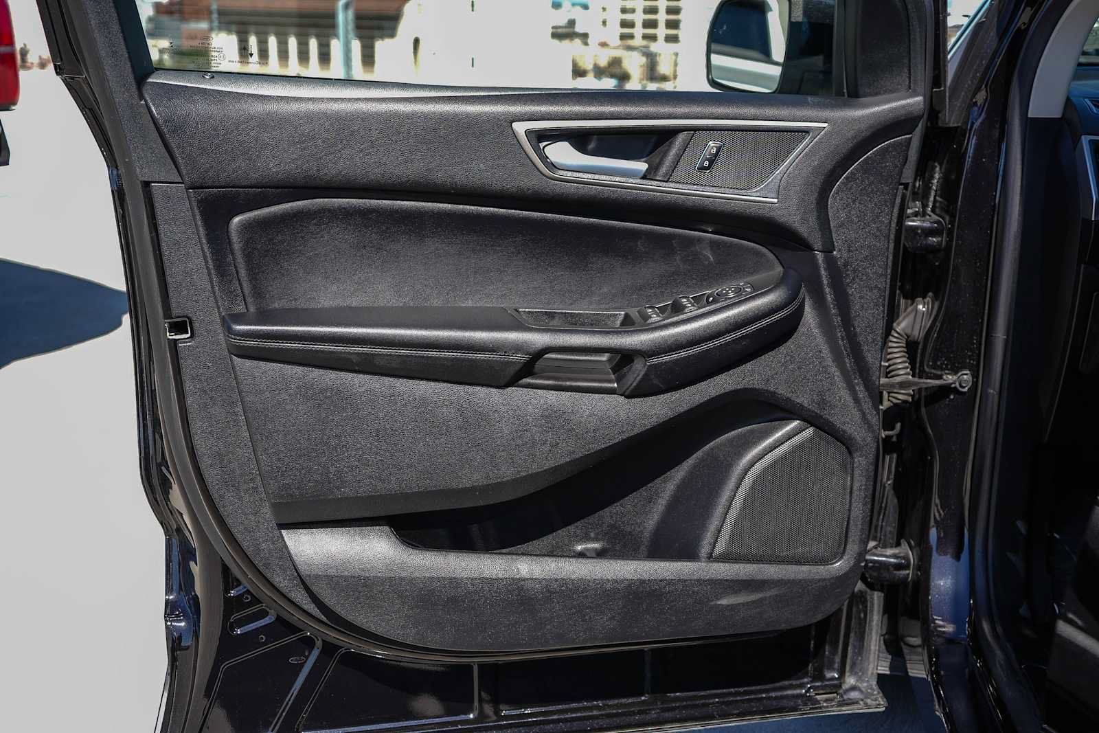 Used 2021 Ford Edge SEL w/ Cargo Accessory Package AWD/4WD image 23