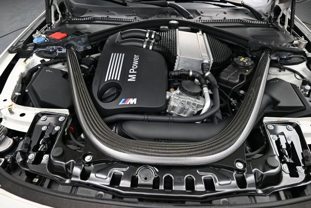 Used 2018 BMW M4 Coupe RWD image 22