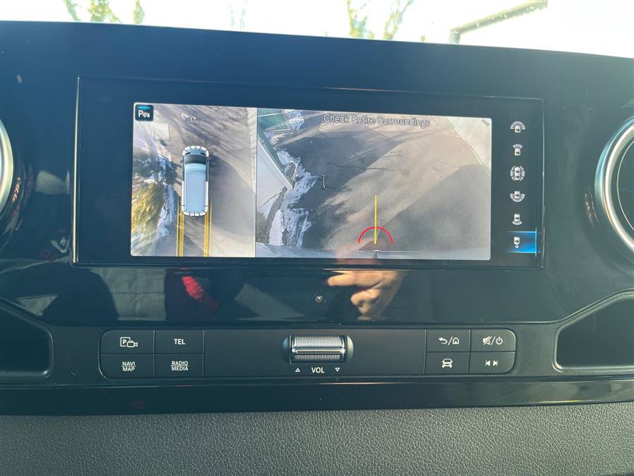 Used 2024 Mercedes-Benz Sprinter 2500 image 22