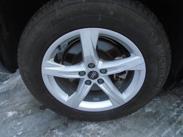 Used 2023 Audi Q5 2.0T Premium w/ Convenience Package AWD/4WD image 15