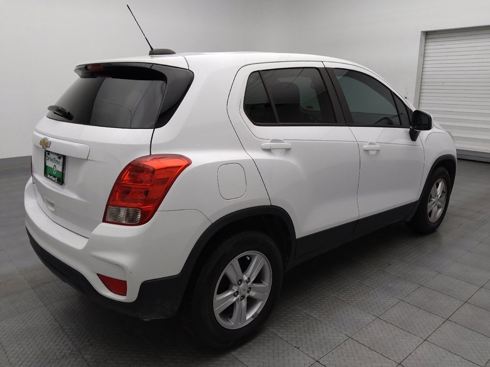 Used 2020 Chevrolet Trax LS w/ Tint and Cruise Package image 9