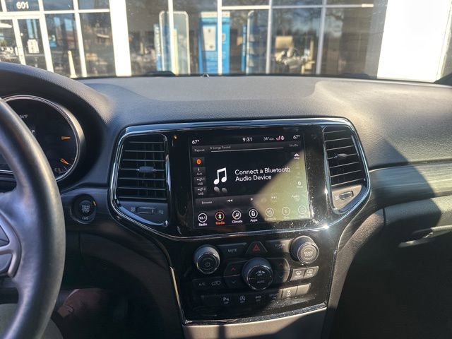 Used 2019 Jeep Grand Cherokee Altitude image 10