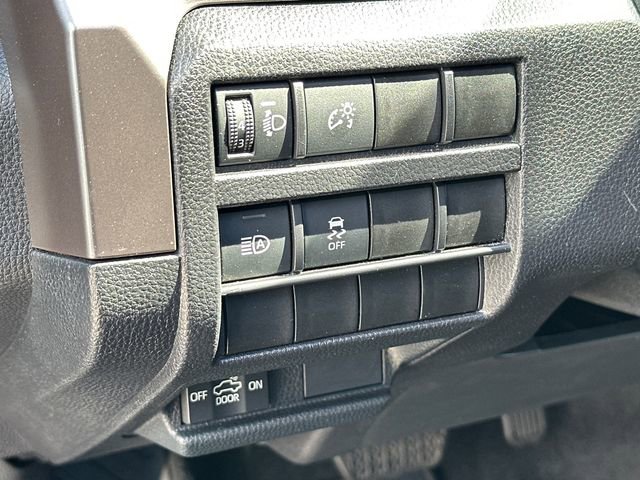 Used 2025 Toyota Tacoma SR5 image 17