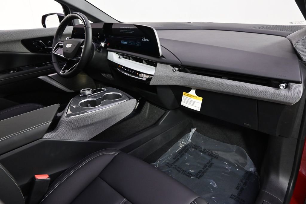 New 2026 Cadillac Optiq Sport 1 w/ LPO, Floor Liner Package AWD/4WD image 15