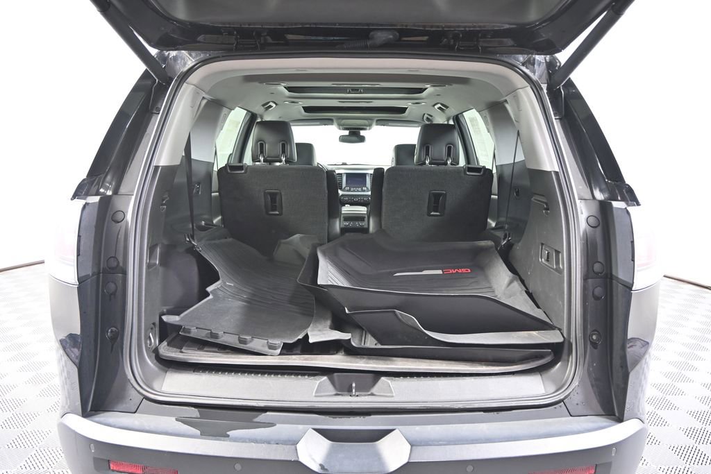 Used 2019 GMC Acadia SLT image 18