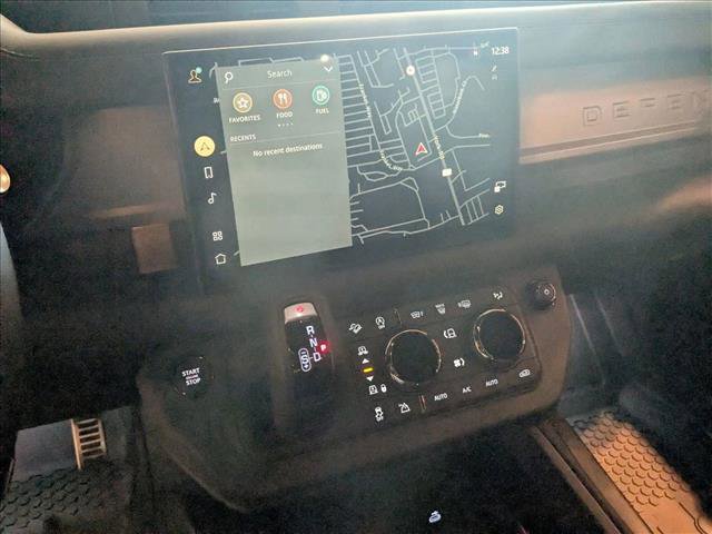 New 2025 Land Rover Defender 110 AWD/4WD image 12