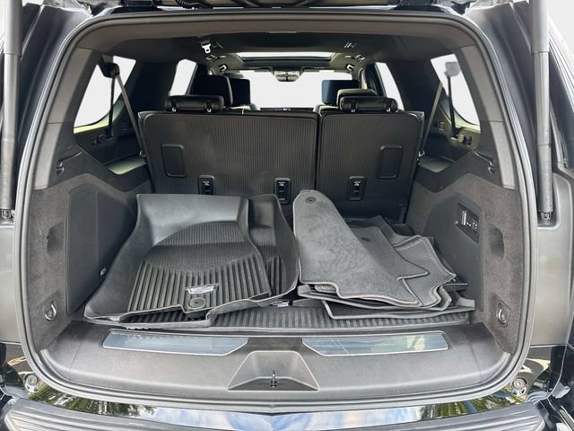 Certified 2026 Cadillac Escalade ESV Sport w/ LPO, ONYX Package AWD/4WD image 5