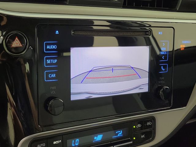 Used 2018 Toyota Corolla LE FWD image 29