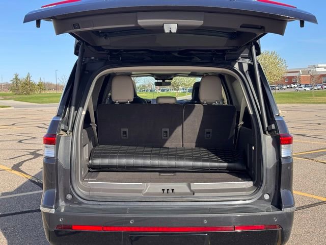 Used 2022 Lincoln Navigator L Reserve AWD/4WD image 33