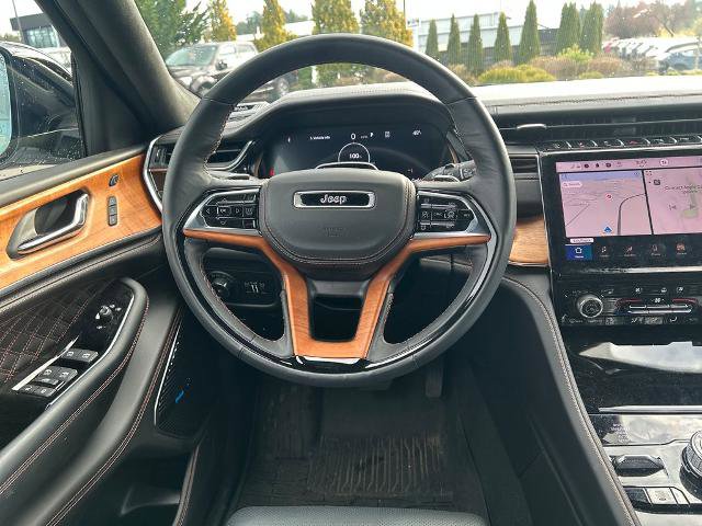 Used 2024 Jeep Grand Cherokee L Summit AWD/4WD image 9