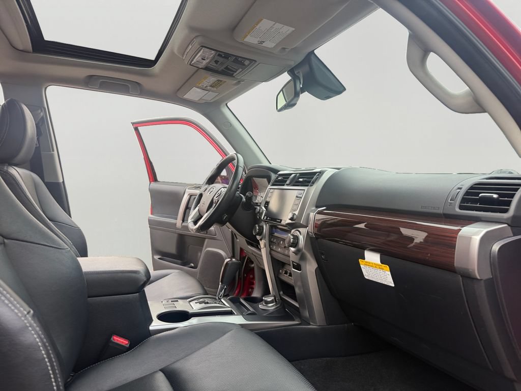 Used 2023 Toyota 4Runner Limited AWD/4WD image 11
