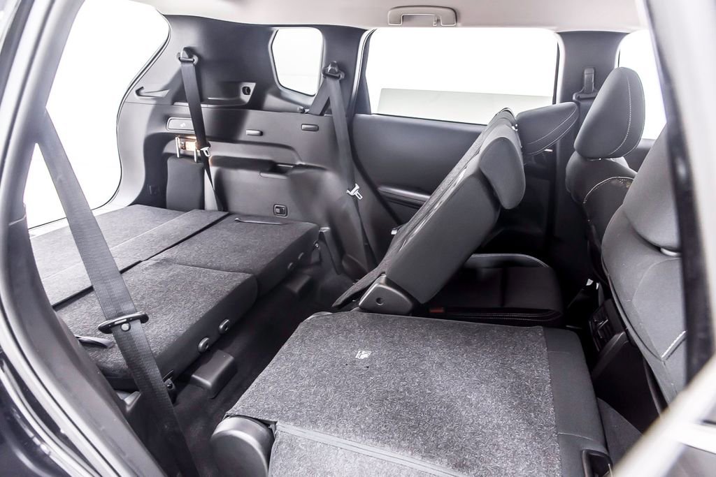 Used 2024 Mitsubishi Outlander ES image 37