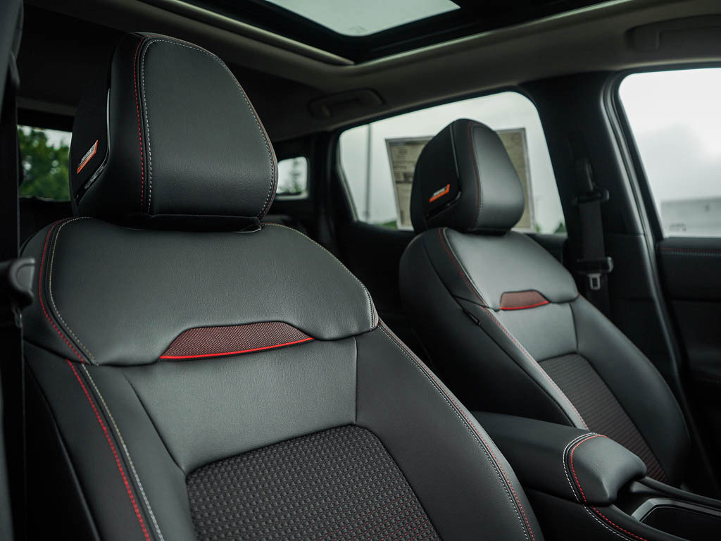 New 2026 Nissan Kicks SR w/ SR Premium Package image 11