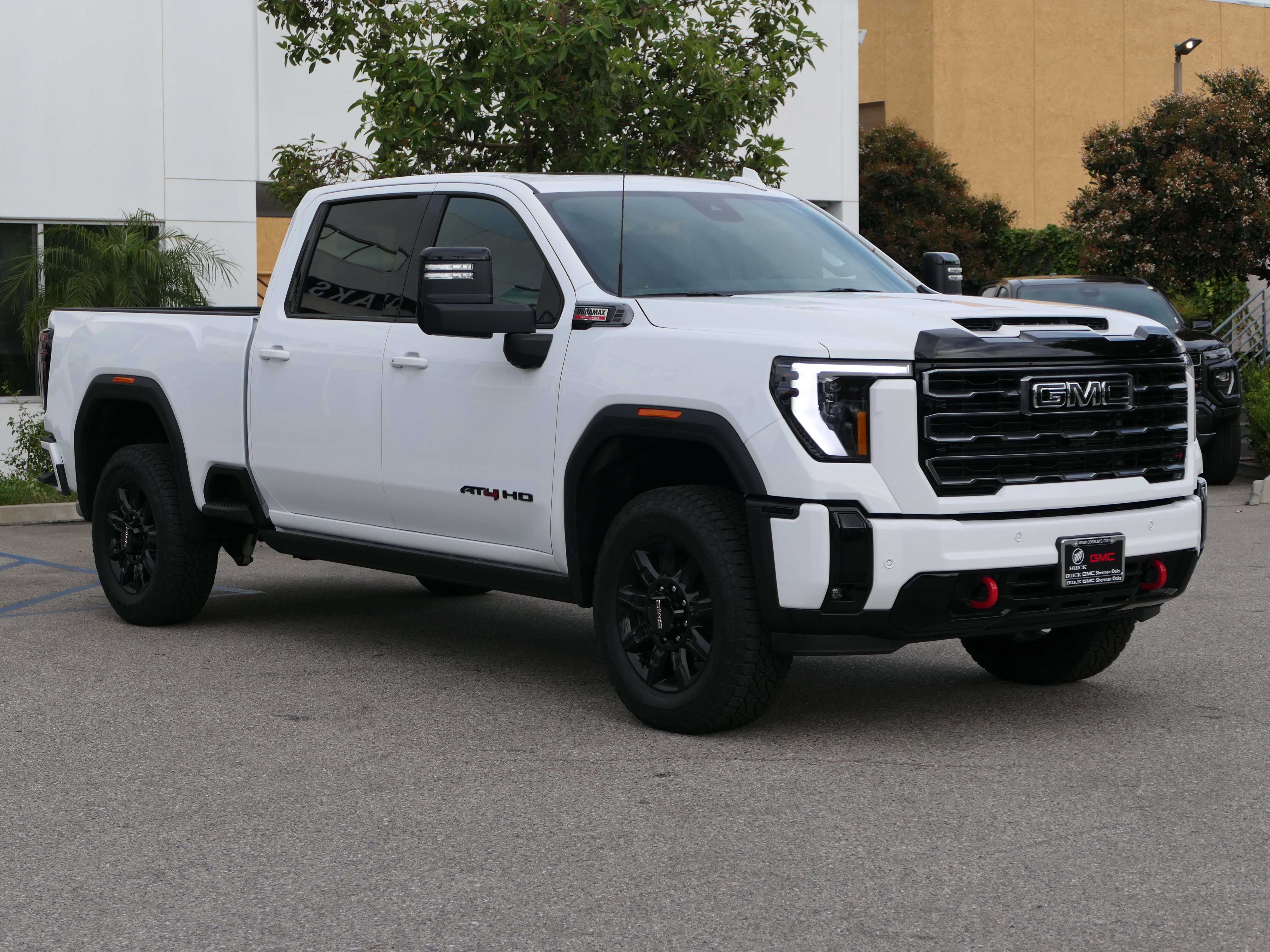 New 2026 GMC Sierra 2500 AT4 w/ AT4 Premium Plus Package AWD/4WD image 8