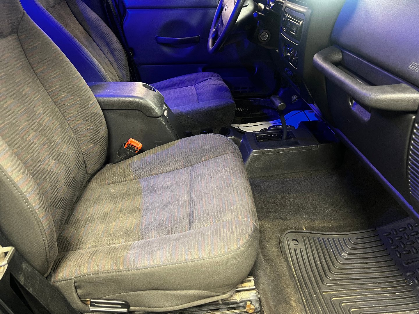 Used 2005 Jeep Wrangler X image 9