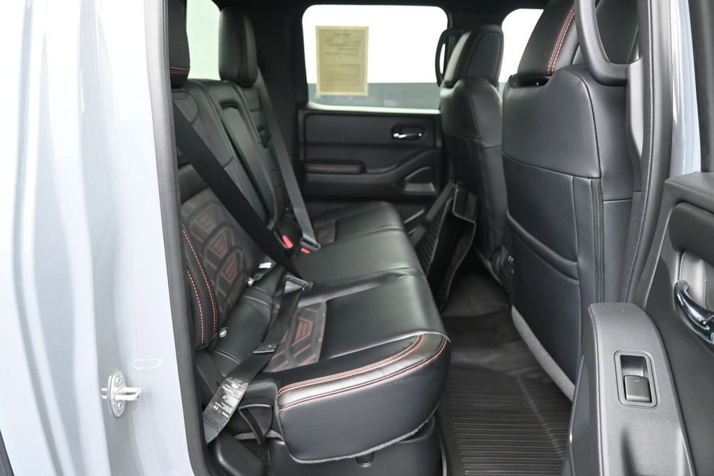 Used 2025 Nissan Frontier PRO-4X w/ Pro Premium Package AWD/4WD image 13
