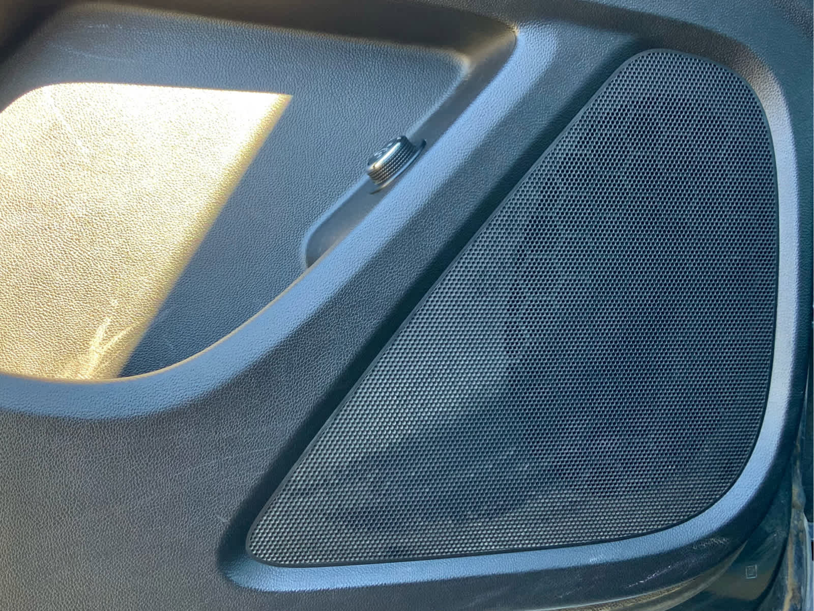 Used 2018 Chevrolet Traverse LT image 54