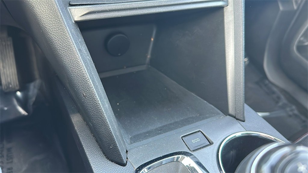 Used 2016 Chevrolet Equinox LTZ w/ Enhanced Convenience Package image 23