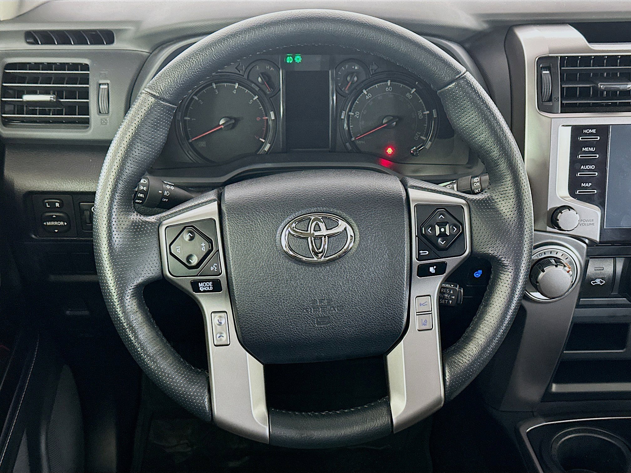 Used 2024 Toyota 4Runner SR5 Premium w/ Moonroof Package image 18