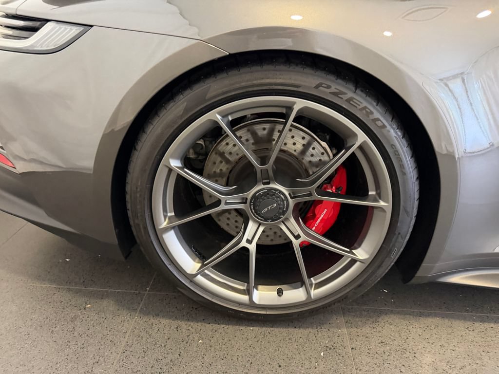 Certified 2022 Porsche 911 GT3 RWD image 12