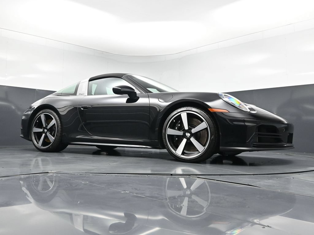 Certified 2026 Porsche 911 Targa 4S AWD/4WD image 31