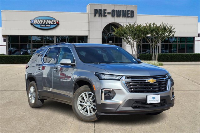 Used 2023 Chevrolet Traverse LT video 1