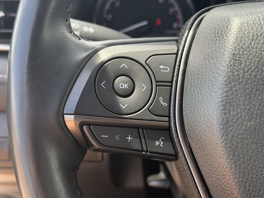 Used 2024 Toyota Camry SE FWD image 23