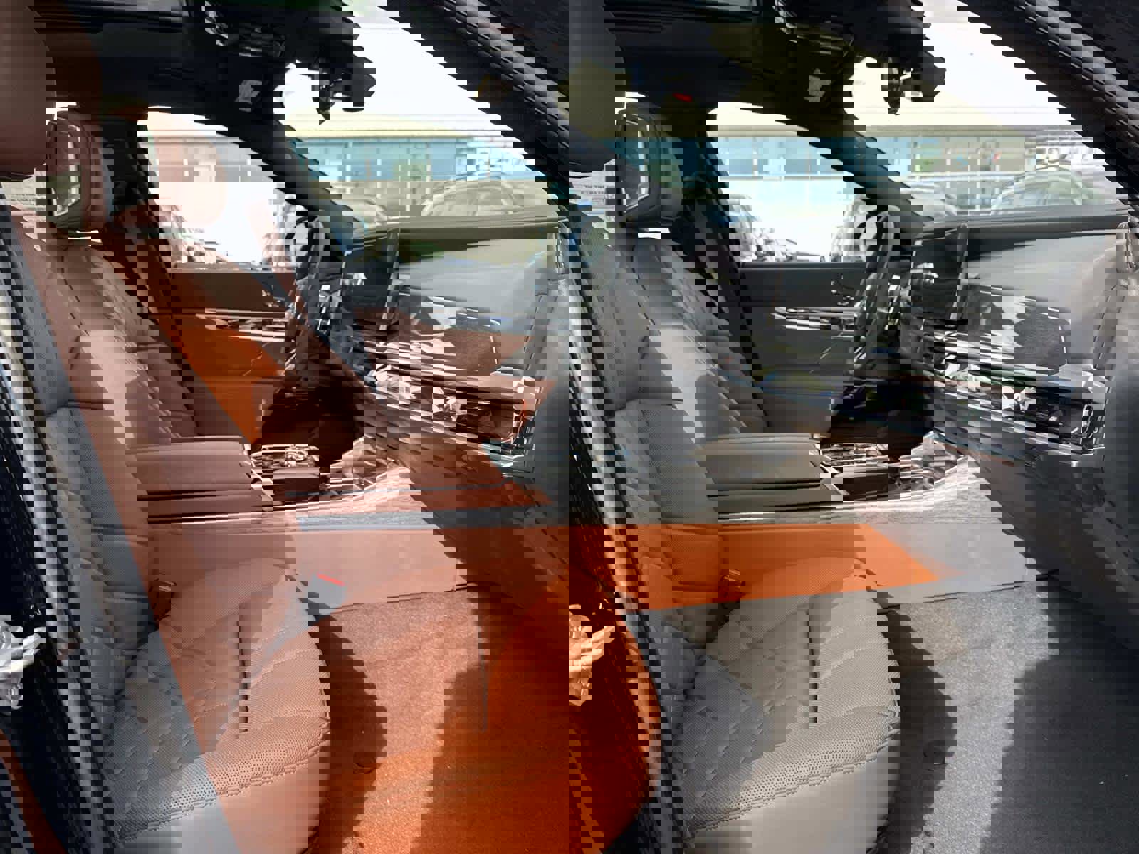 New 2026 BMW 750e xDrive 750e xDrive w/ Executive Package image 16