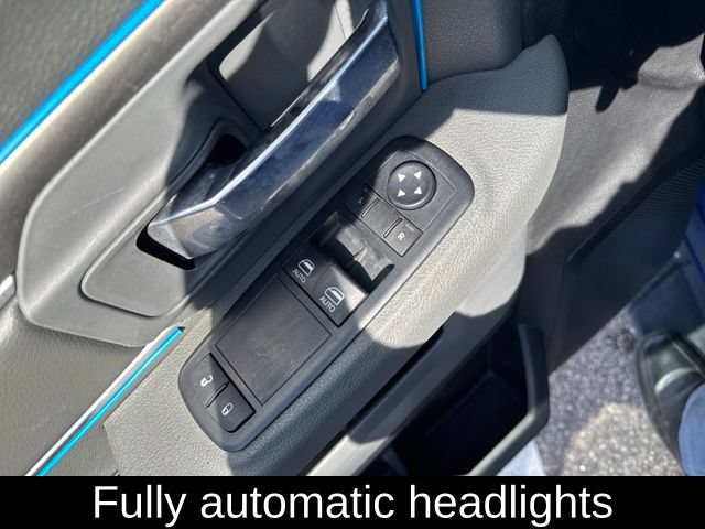 Used 2016 RAM 1500 Express RWD image 16