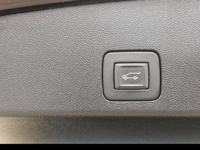 Certified 2023 Buick Encore GX Select w/ Sport Touring Package AWD/4WD image 26