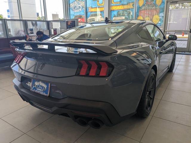 New 2025 Ford Mustang Dark Horse image 4