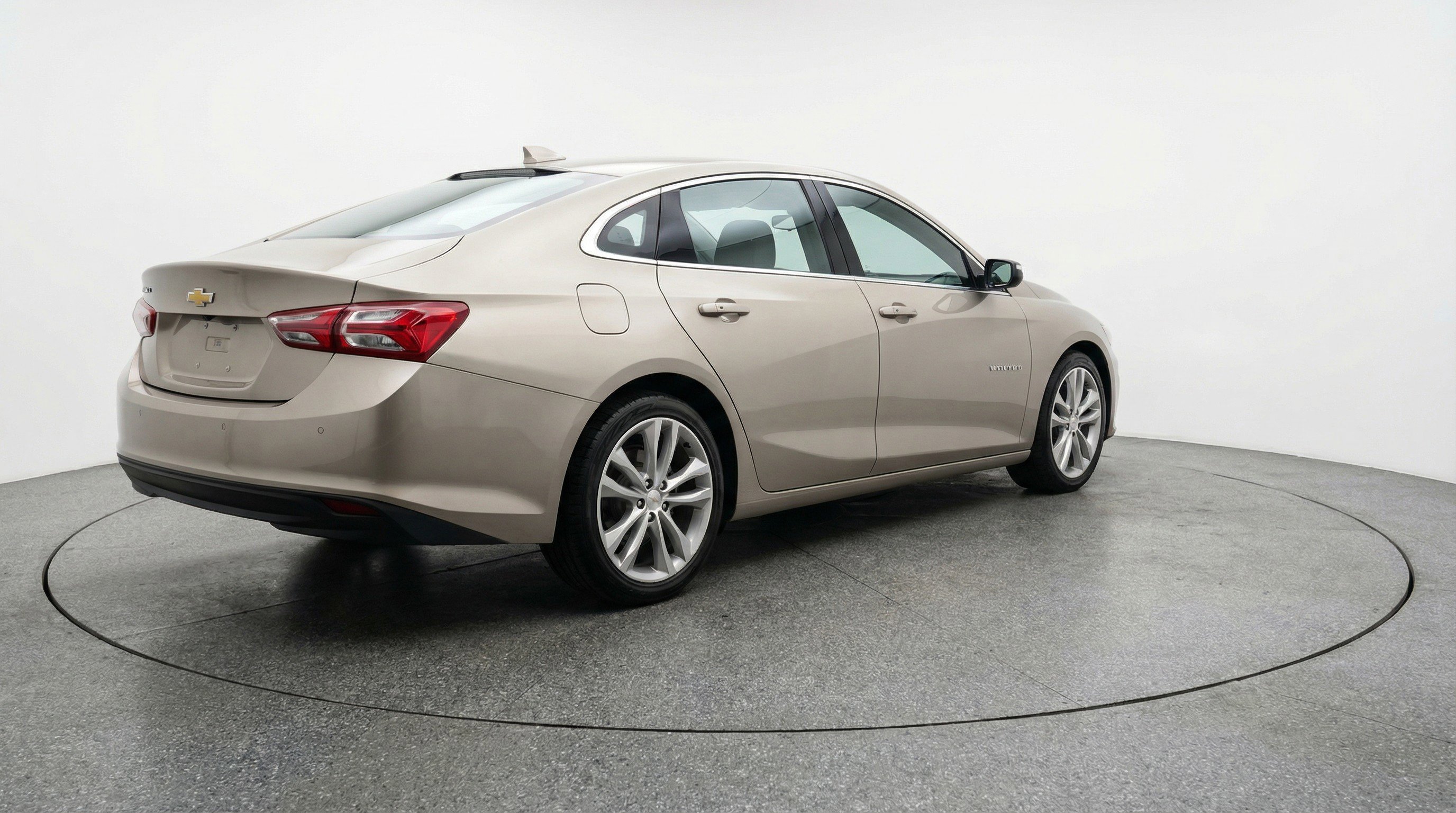 Used 2024 Chevrolet Malibu LT image 9