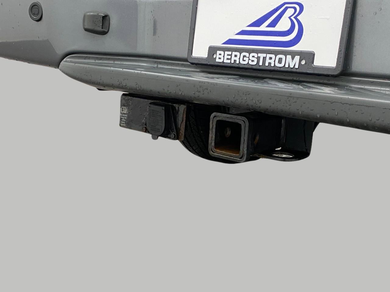 Used 2020 Nissan Frontier SV w/ Midnight Edition Floor Mats image 5