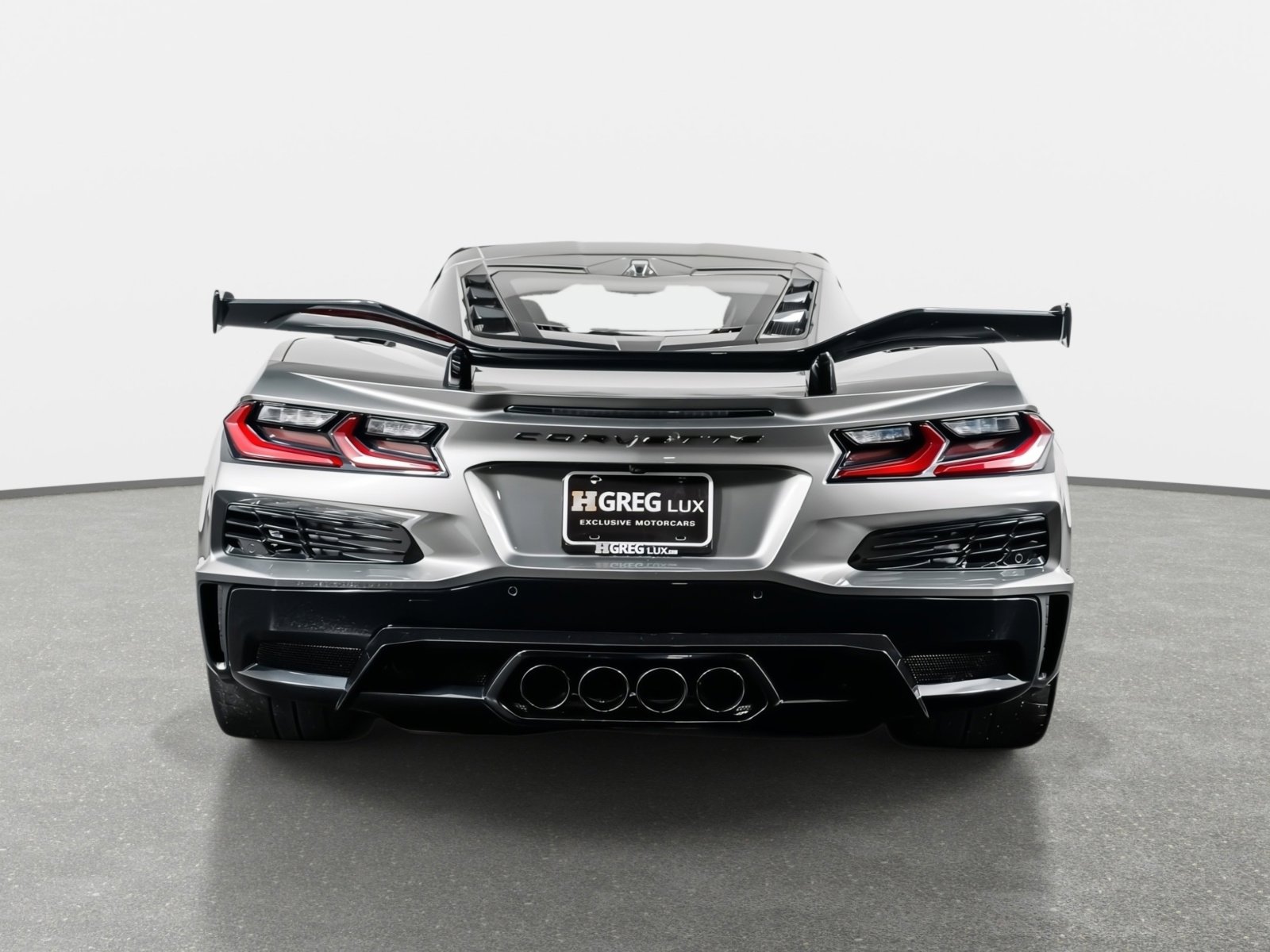 Used 2023 Chevrolet Corvette Z06 w/ Z07 Performance Package RWD image 11