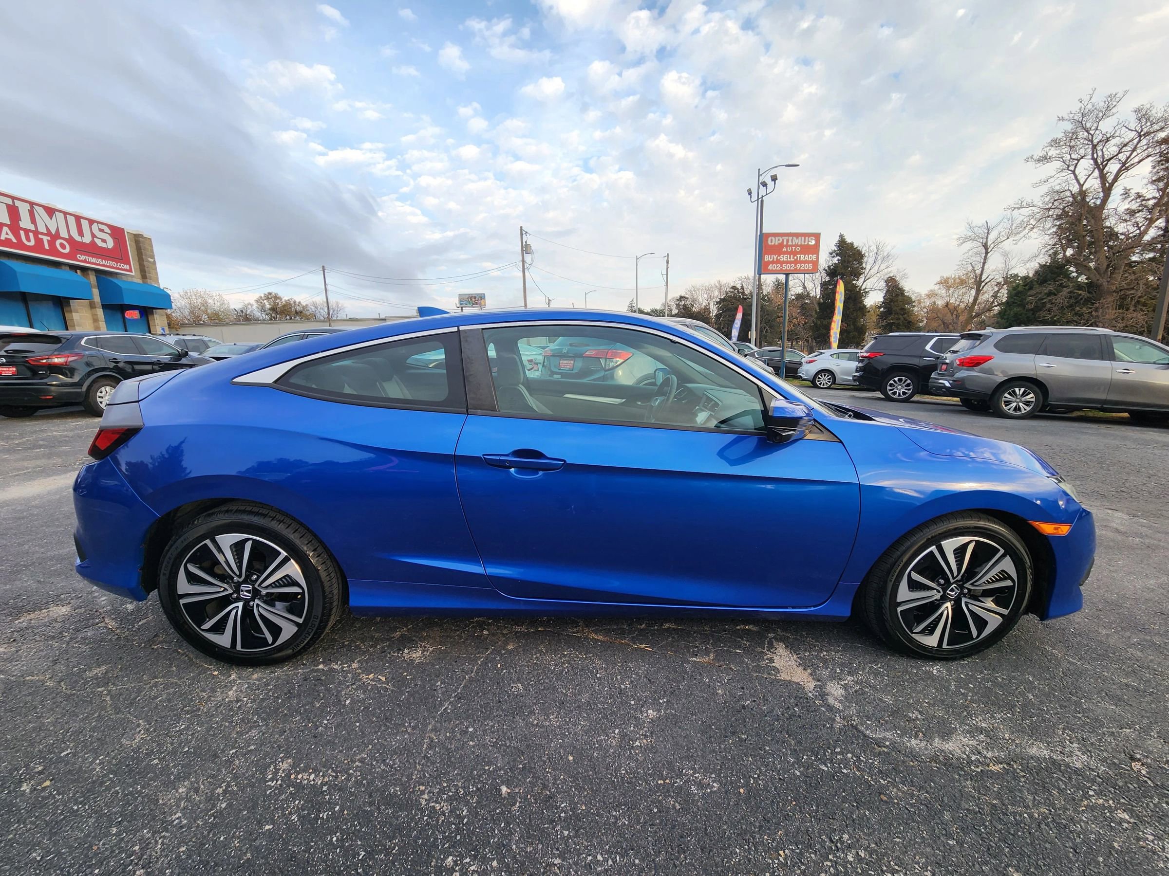 Used 2017 Honda Civic EX-T image 8