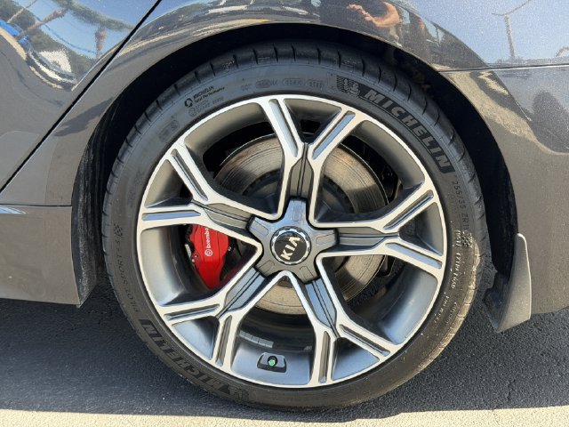 Used 2021 Kia Stinger GT2 RWD image 36