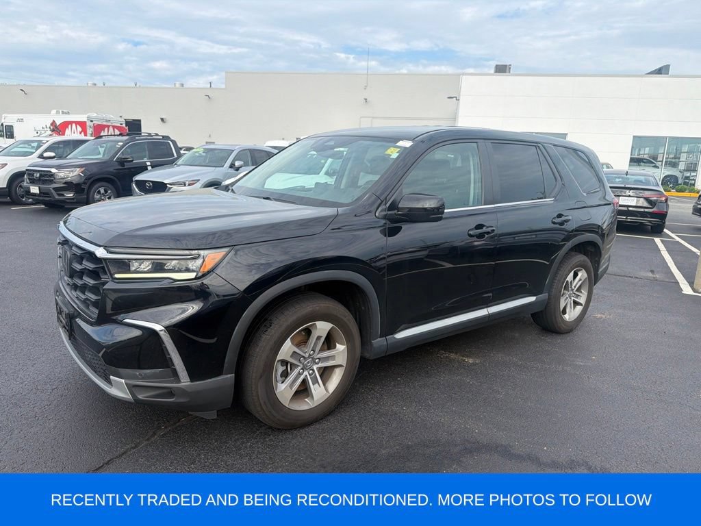 Used 2025 Honda Pilot EX-L image 2