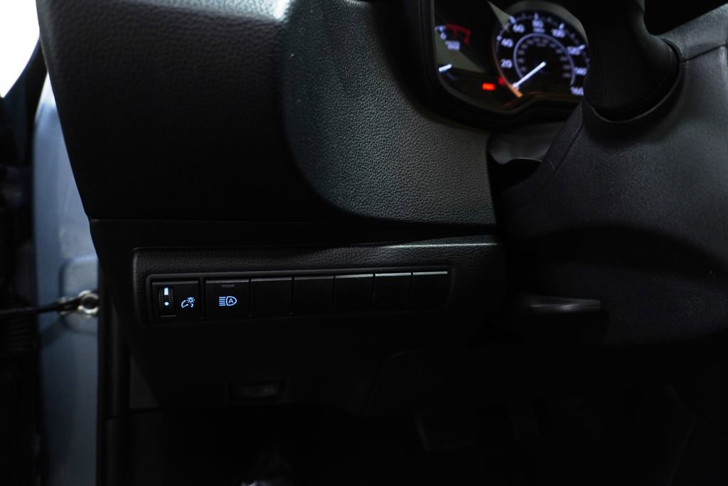 Certified 2020 Toyota Corolla LE FWD image 19