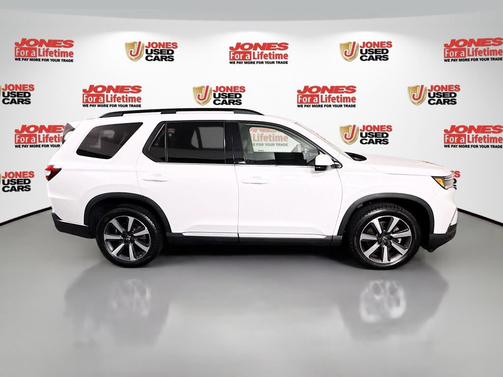 Used 2023 Honda Pilot Touring image 19