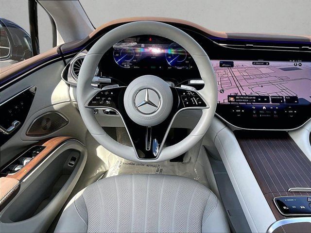Certified 2023 Mercedes-Benz EQS 580 4MATIC Sedan image 7
