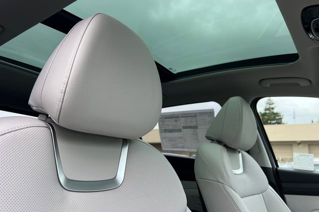 New 2026 Hyundai Tucson Limited AWD/4WD image 17